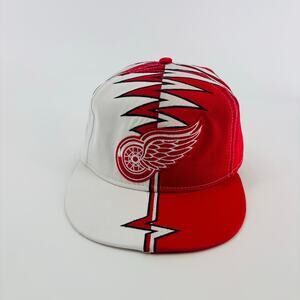 VINTAGE DETROIT RED WINGS STARTER SHOCKEWAVE SNAPBACK HAT